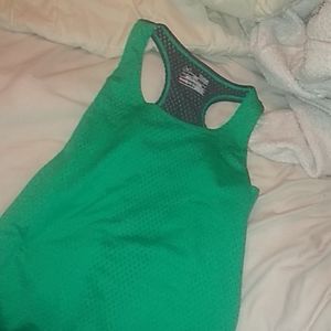 Under Armour YLG tank